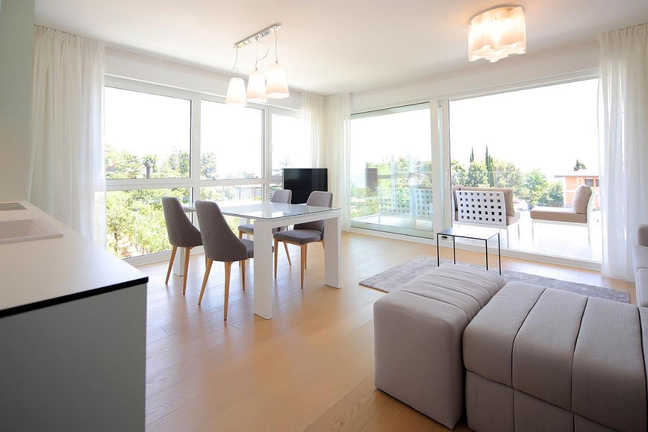 New Apartment With Swimming Pool Near The Beach Ičići Exterior foto