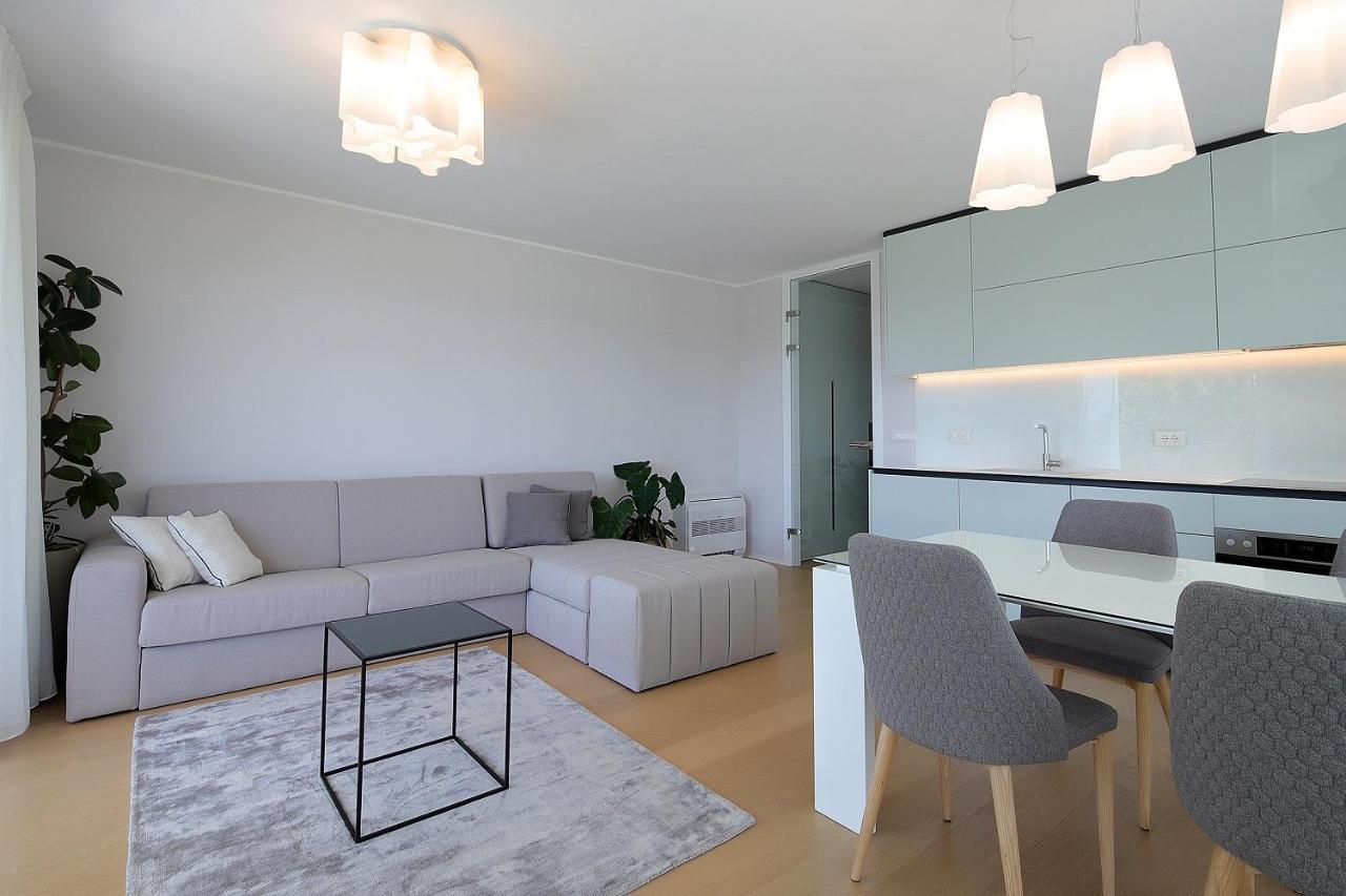 New Apartment With Swimming Pool Near The Beach Ičići Exterior foto