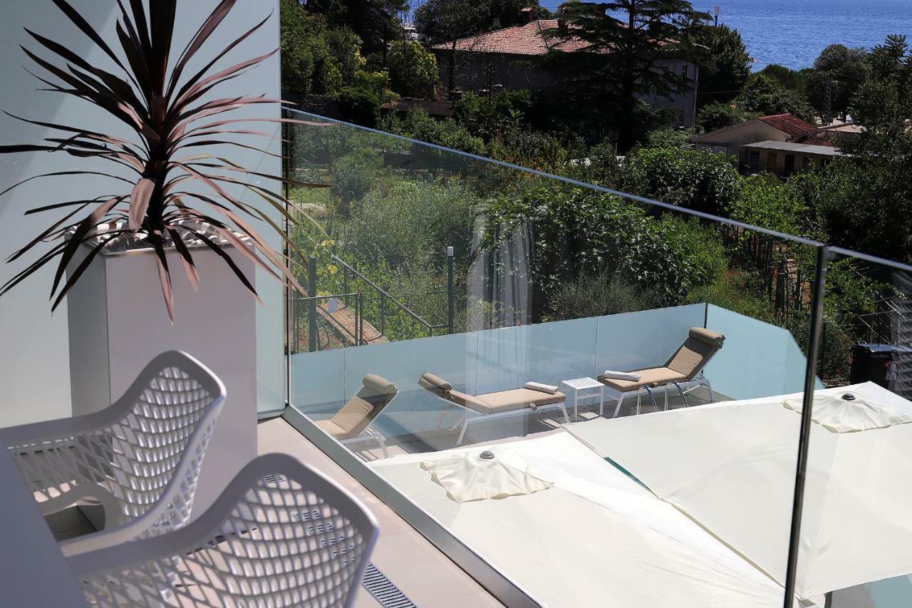 New Apartment With Swimming Pool Near The Beach Ičići Exterior foto